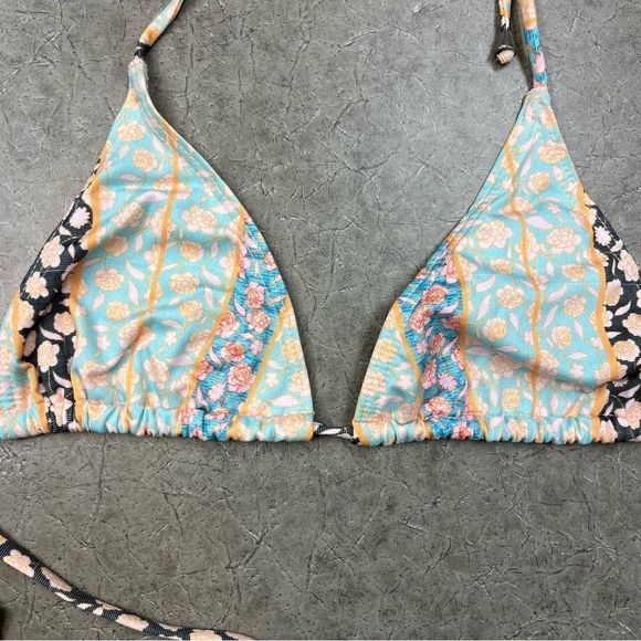 Tularosa floral triangle string bikini top small - Picture 3 of 7